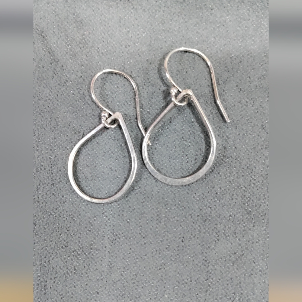 Elegant Vintage Silver Teardrop Earrings